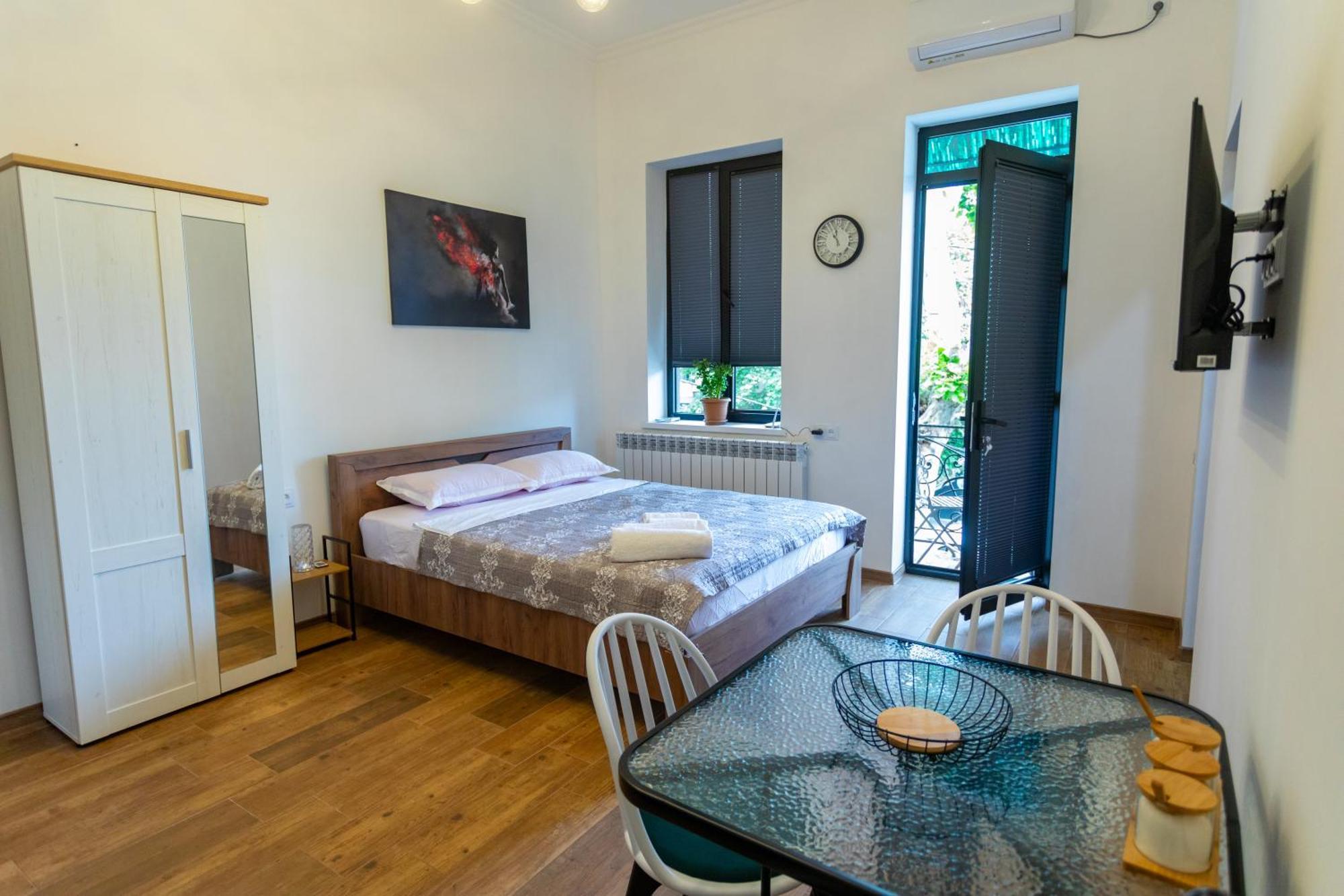 Apartamento Mulberry Ბჟოლები Kutaisi Exterior foto